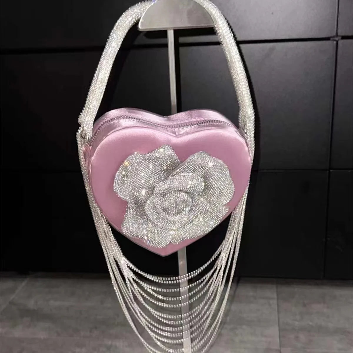 Luxury Glitter Floral Rhinestone Diamond Tassel Evening Bag Heart-Shaped