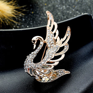 Design Camellia Crystal Zircon Rose Flower Brooch