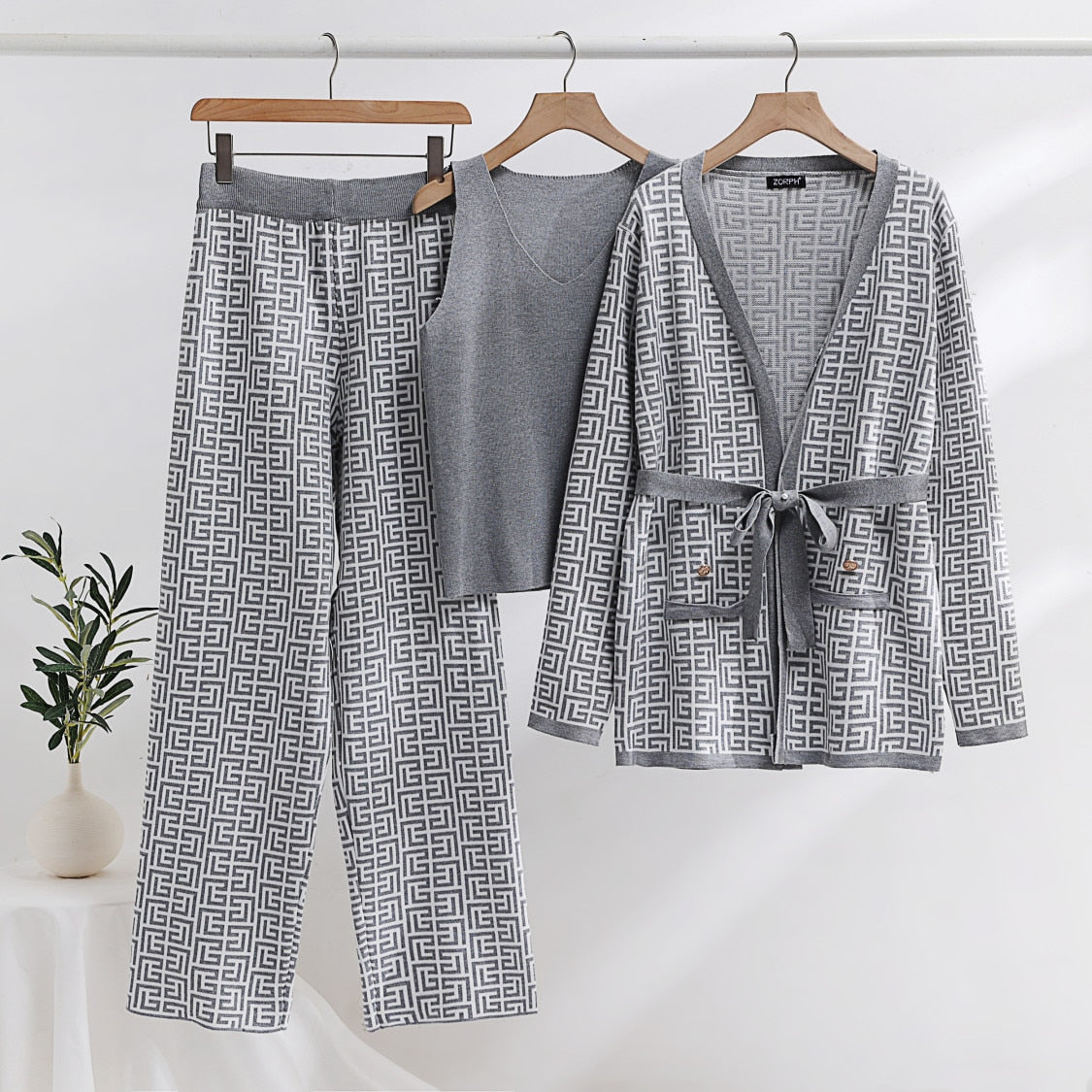 Panelled Knitwear+Wide Leg Pant+Camis
