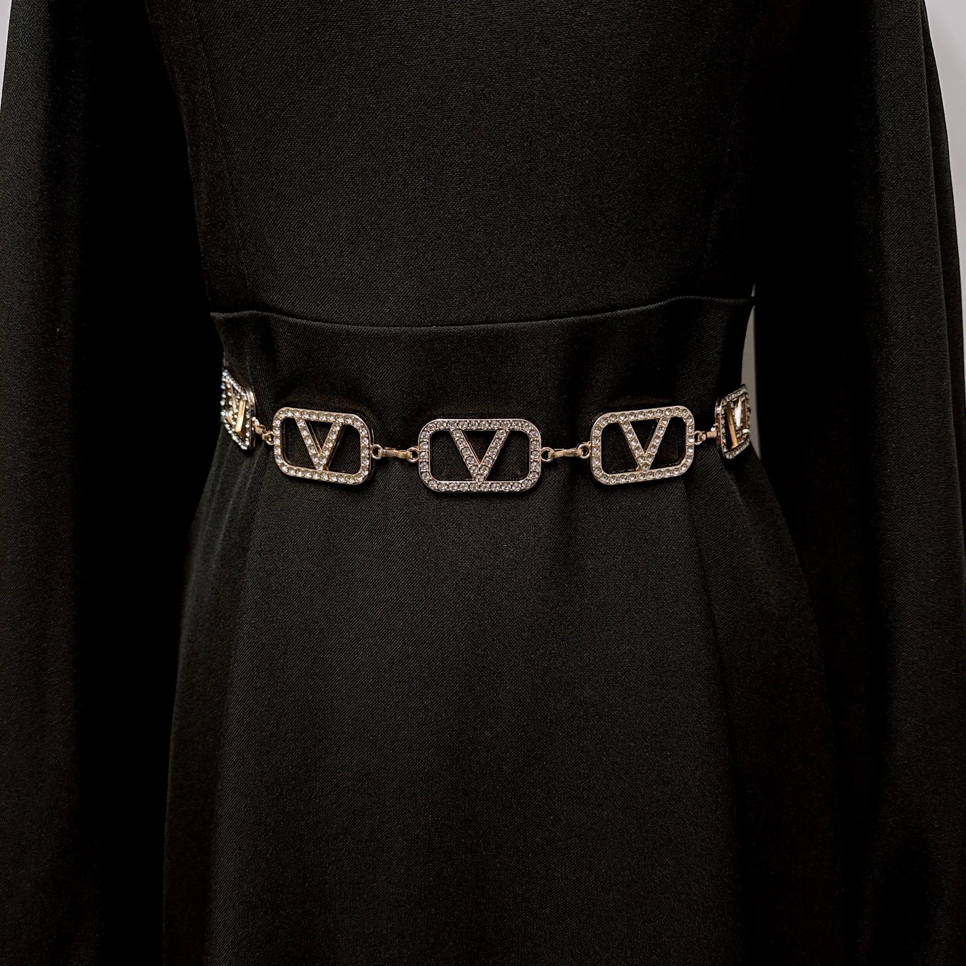 Design Adjustable Durable Retro Waist Chain Gold/Silver Carved Chain Belt