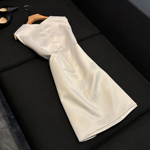 Elegant Spliced Appliques Dresses