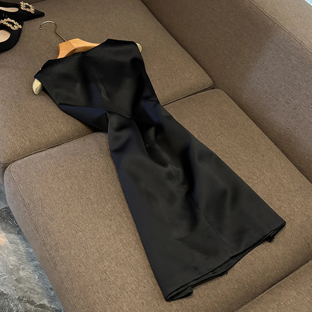 Elegant Spliced Appliques Dresses