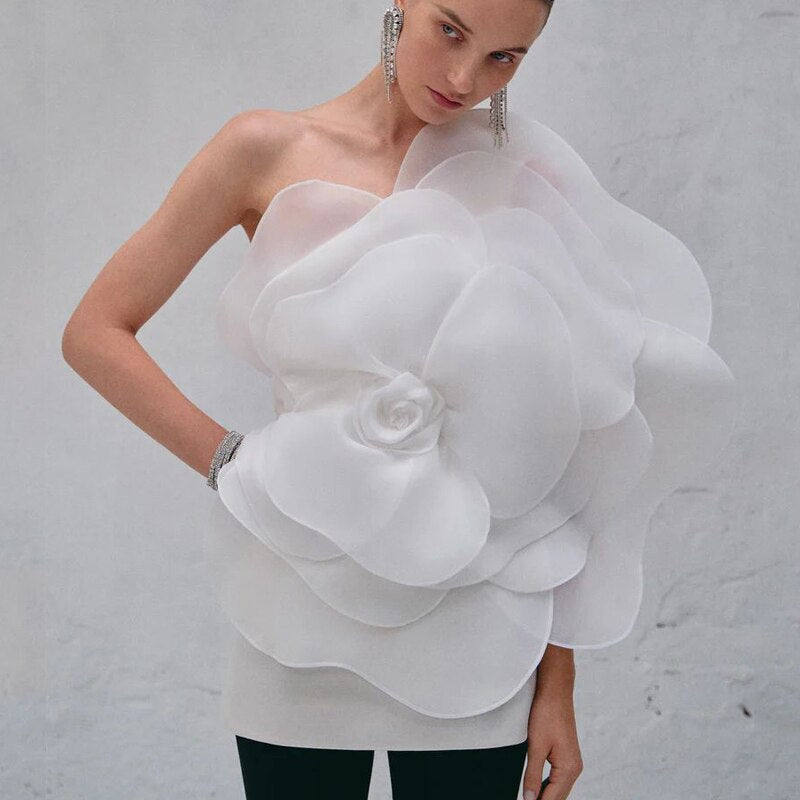 White Oblique Shoulder Decorative Flower Dress