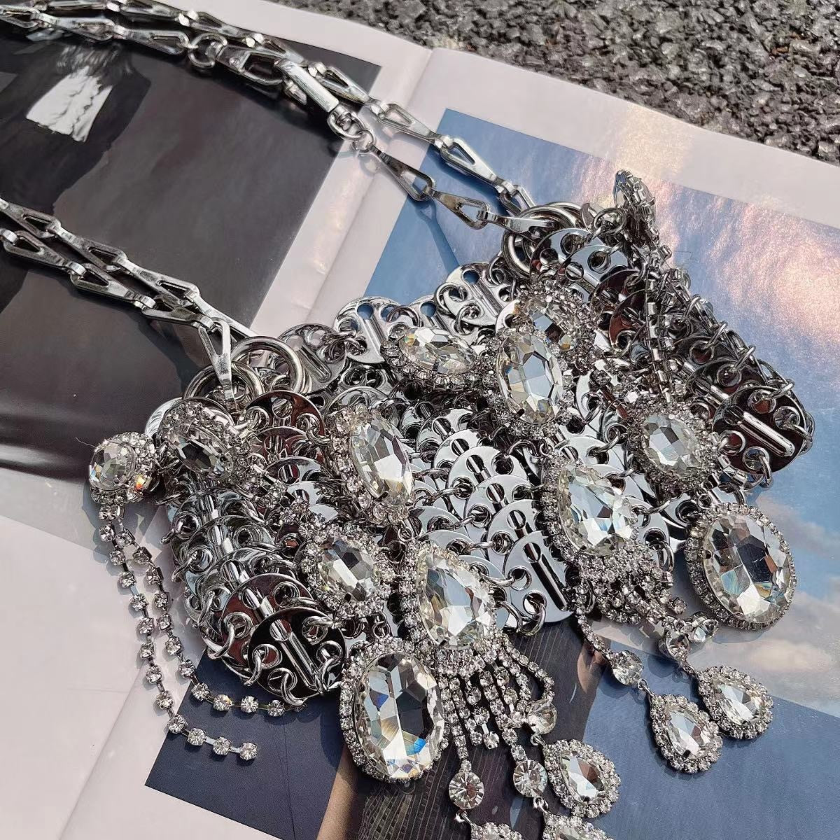 Designer Silver Metal Sequins Diamond Woven Bag