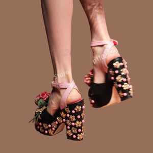 Front Rose Flowers Design Sandals