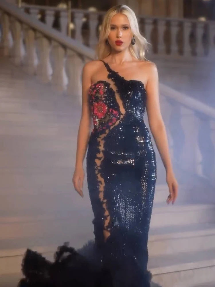 Glamorous Black One-Shoulder Sleeveless Mermaid Gown Dress with Red Floral Embellishments