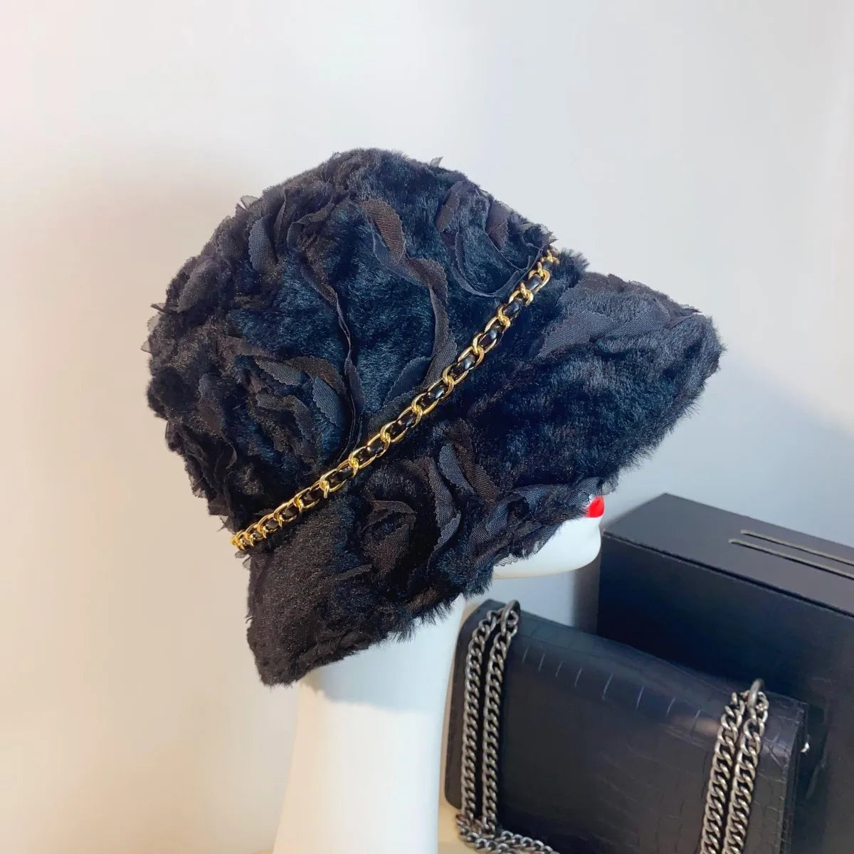 Luxurious and Fragrant RB Lamb Fleece Rose Fisherman's Hat