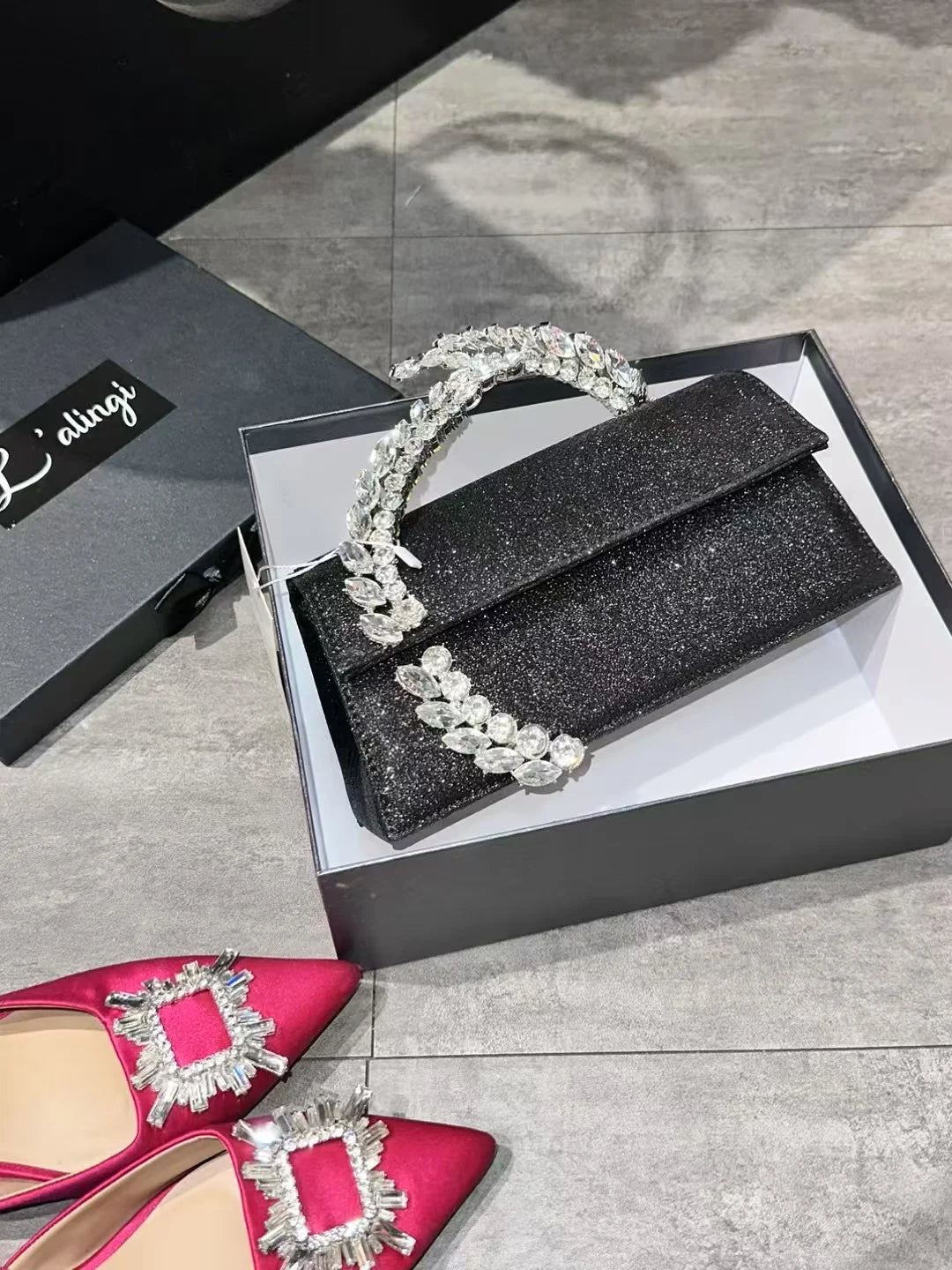 Luxury Satin Metal Handheld Women Handbag