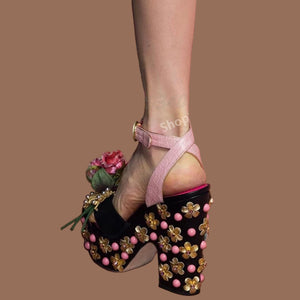 Front Rose Flowers Design Sandals