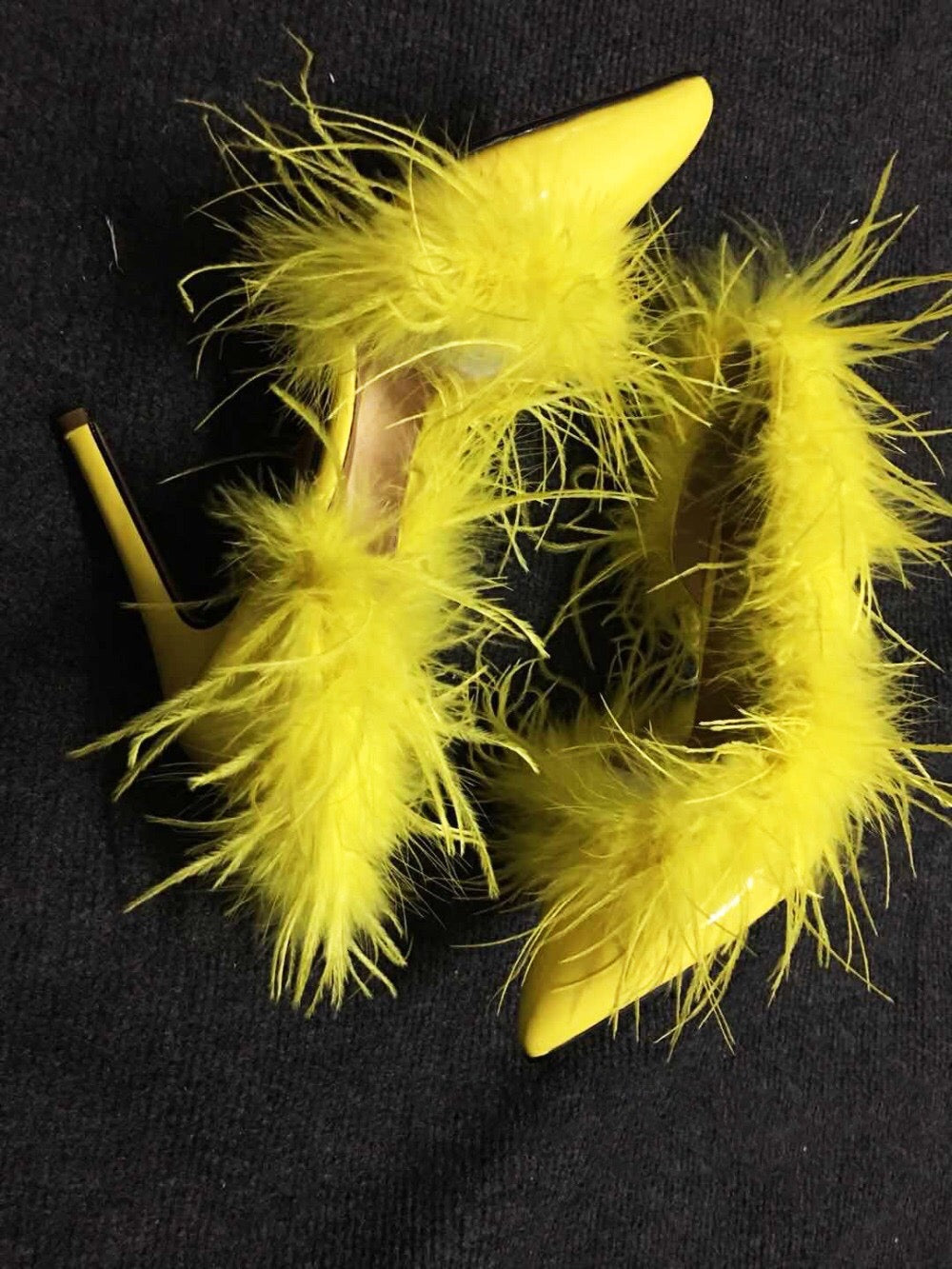 2020 Yellow Feather Genuine Leather Shoe