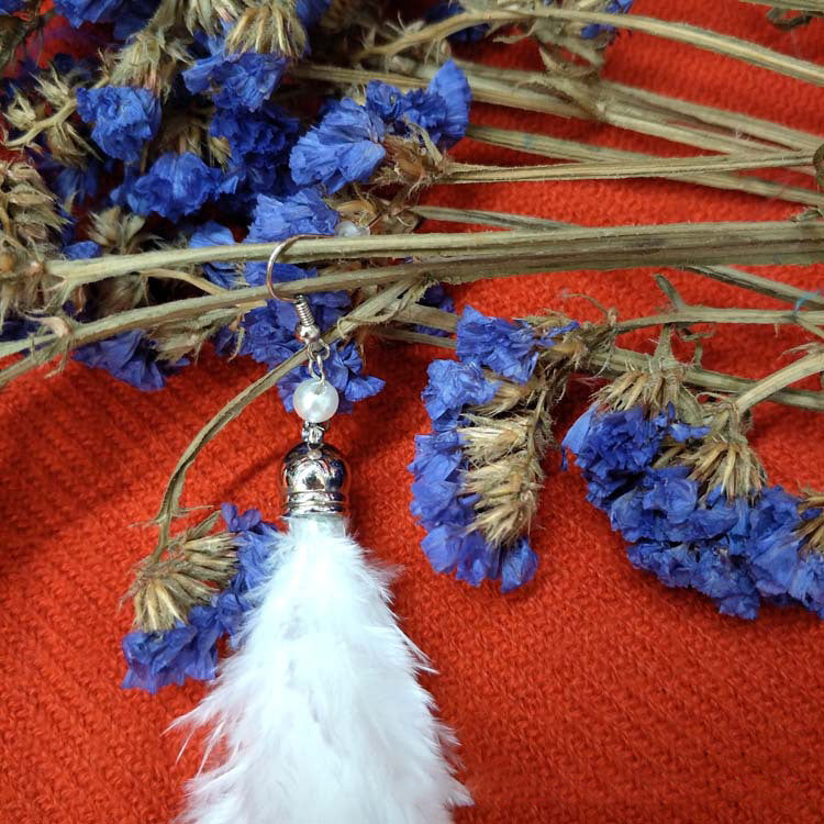 Dangle White Feather Earring