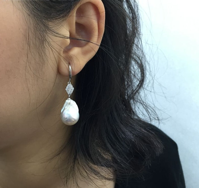 Baroque Zircon Dangle Fire Ball Tissue Nucleated Freshwater Earring