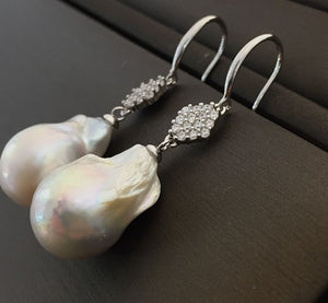 Baroque Zircon Dangle Fire Ball Tissue Nucleated Freshwater Earring