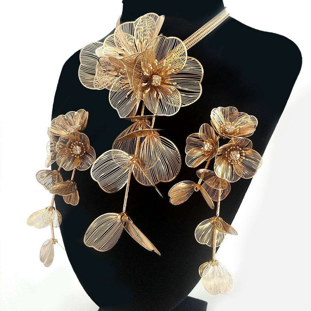 Gold Color Flower Necklace and Earring