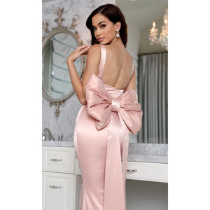 High-quality Slim And Elegant Solid  Color Bow Dress
