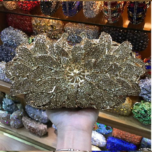 Flower Shaped  Chrystal Diamond Handbag