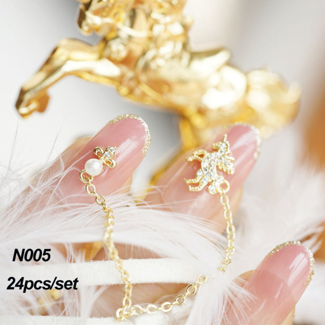 Glue on 24Pcs Luxe Shining Rhinestone Transparent Glitter Gems Crown Designed Nail